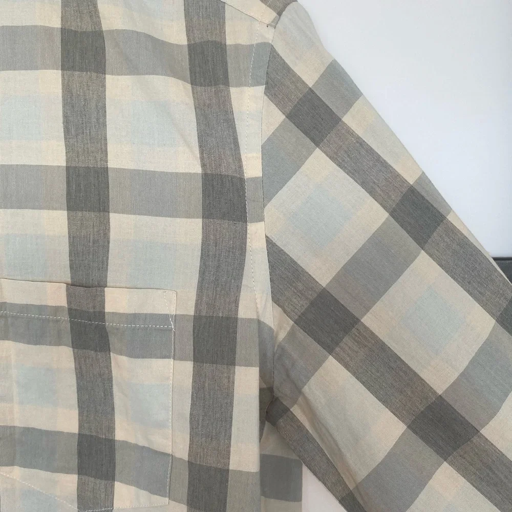 J. Crew Mercantile Plaid button‎ down shirt. Size Small